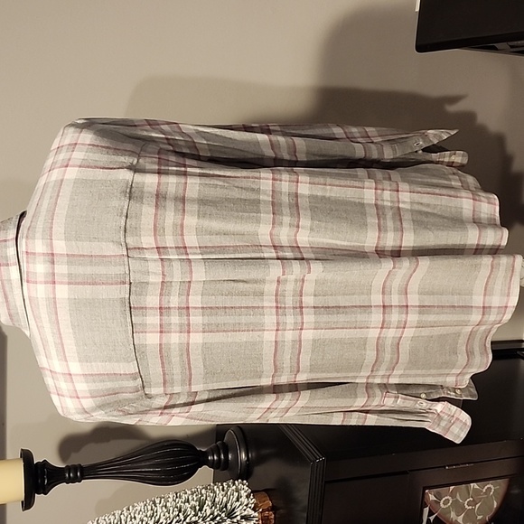 Banana Republic Dillion classic fit gray/white/pink plaid button up size L PTP22 - Picture 5 of 6